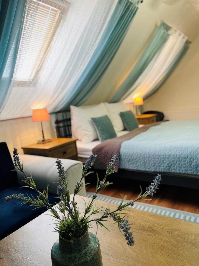 Hotel Marcincak*** Mikulov Bagian luar foto