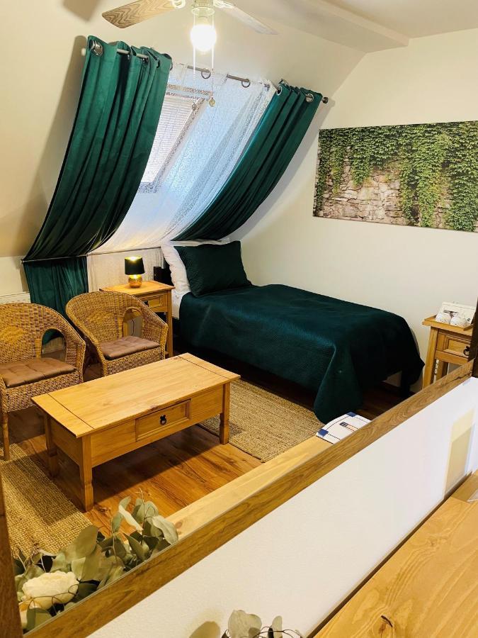 Hotel Marcincak*** Mikulov Bagian luar foto
