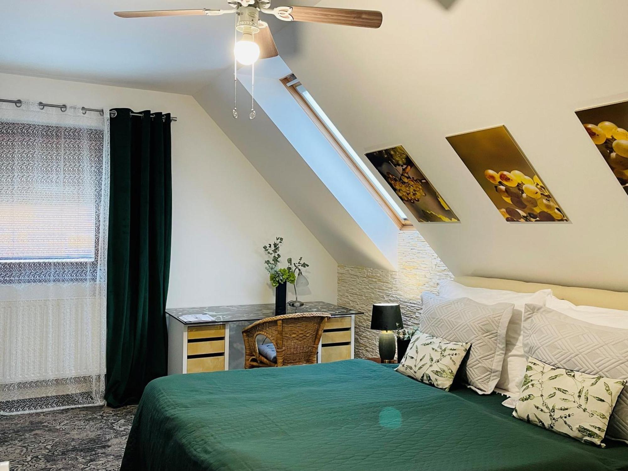 Hotel Marcincak*** Mikulov Bagian luar foto